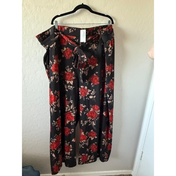 torrid Pants - NWT Torrid Pants Womens 6X Multicolor‎ Maxi Floral Tie Waist Boho Chic